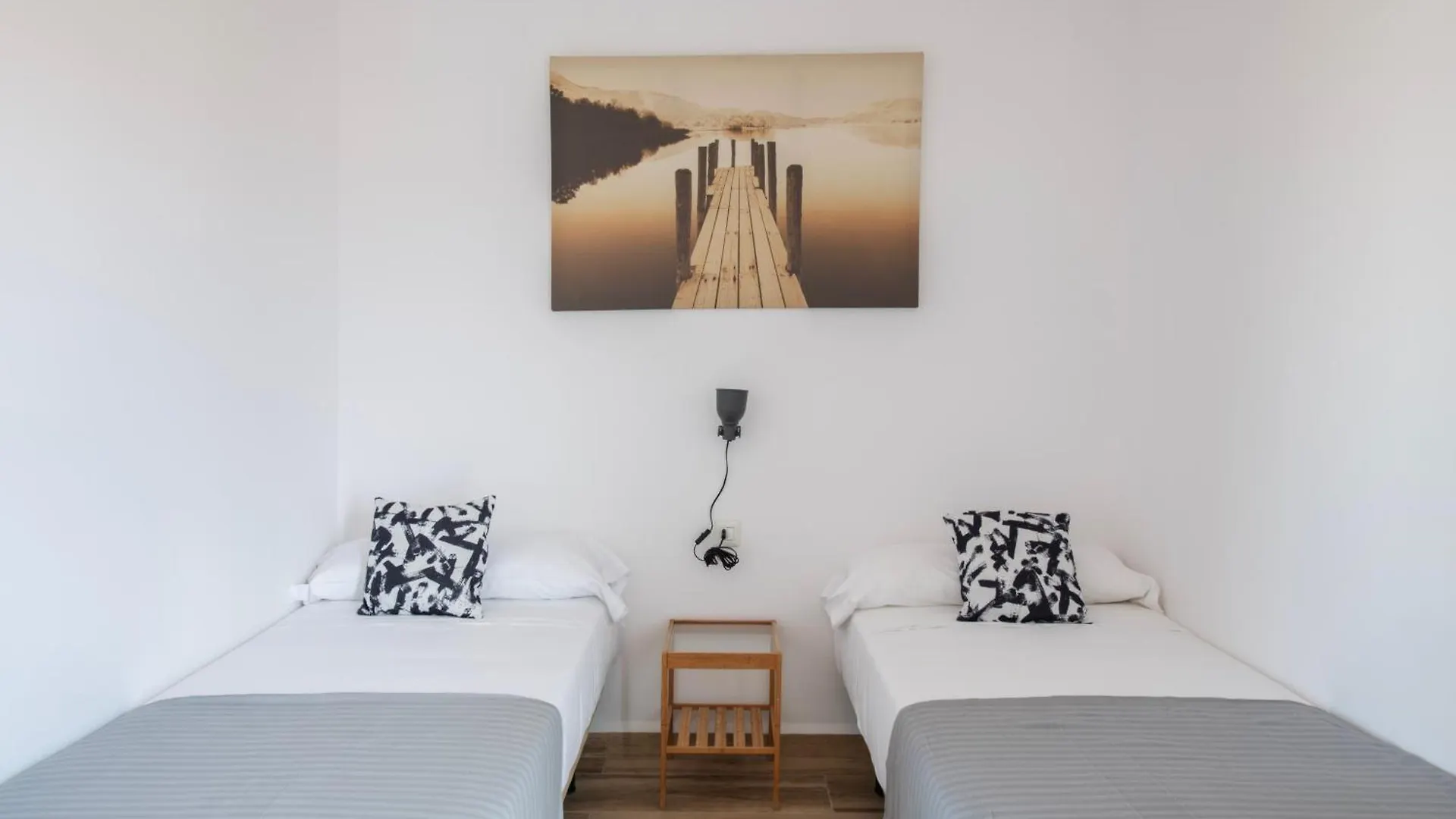 Apartamentos Los Rosales Los Cancajos 2*,